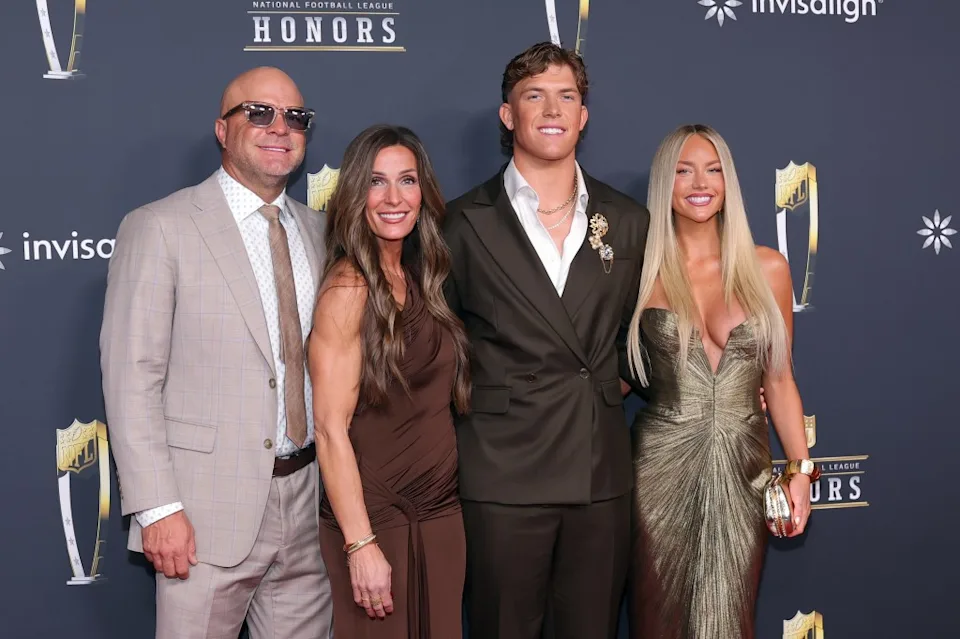 Jaxson Dart Mom: Meet Kara Dart and the Family Behind the Giants Quarterback
